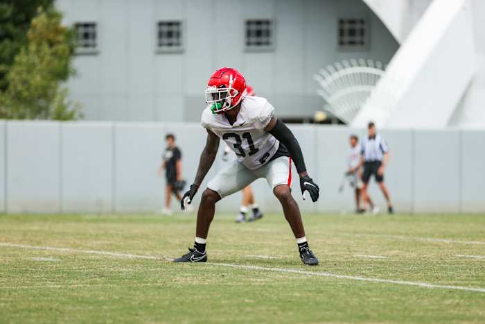 EB070498-E147-41A0-9FF6-8BD5C3F2E4DF